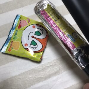 ヘアアイロンにお菓子の袋がついて失敗